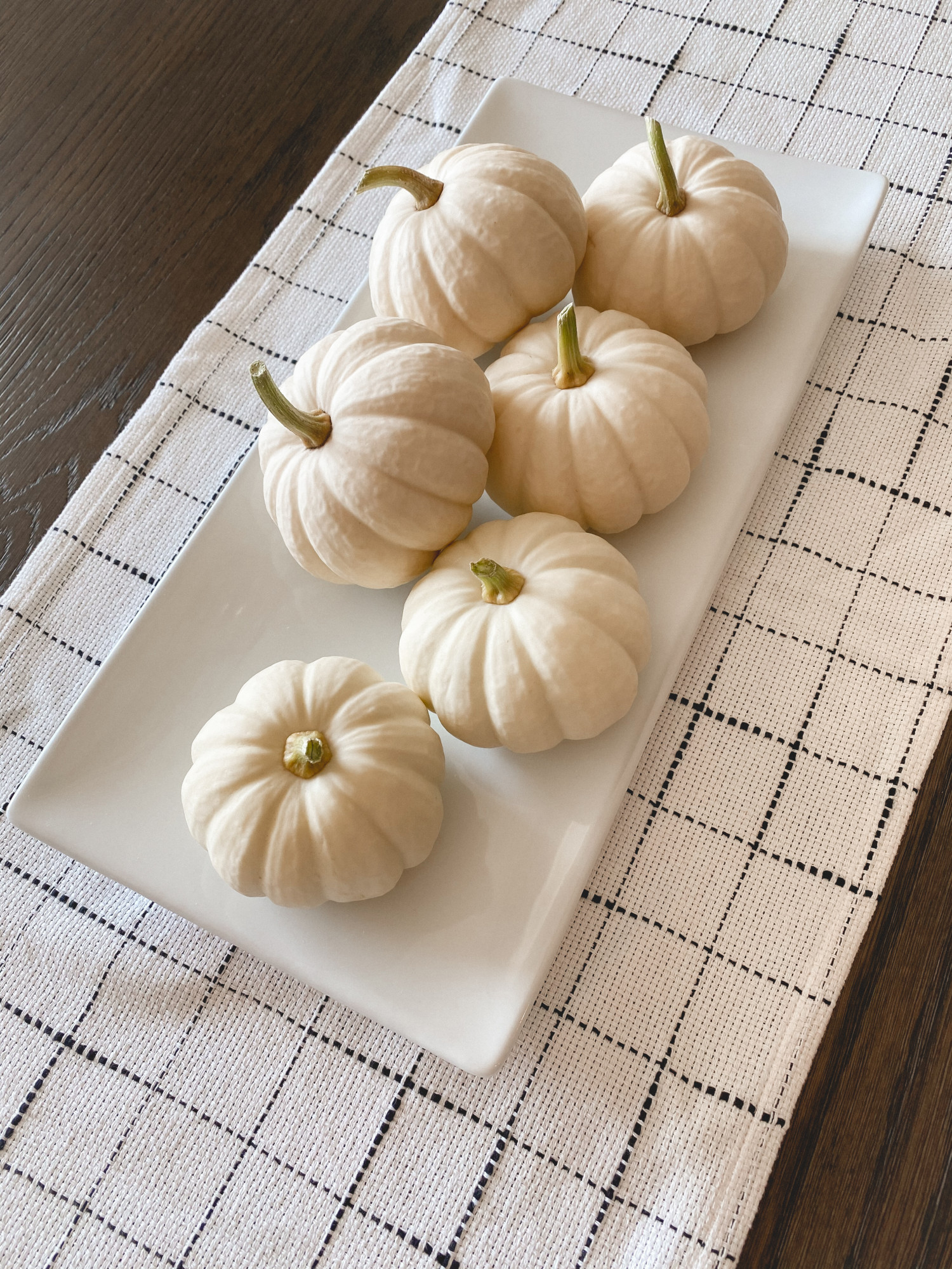 mini white pumpkins